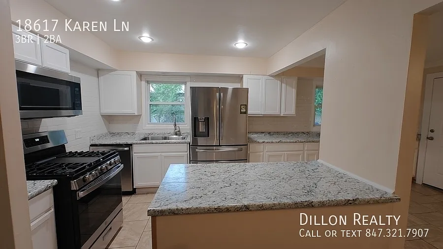 3 bed, 1677 sqft, $2,675 — Photo 3
