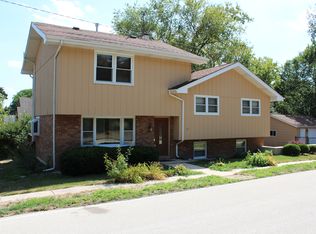 4400 Buckley Rd, Lisle, IL 60532