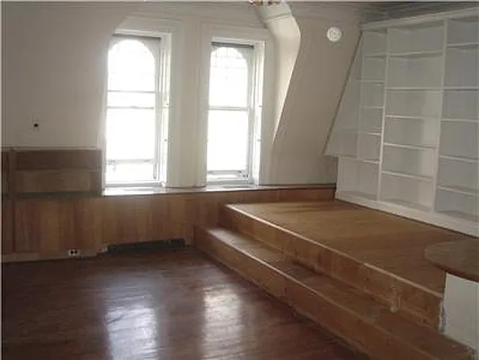 Rented by Luxor Homes & Investment Realty | media 37