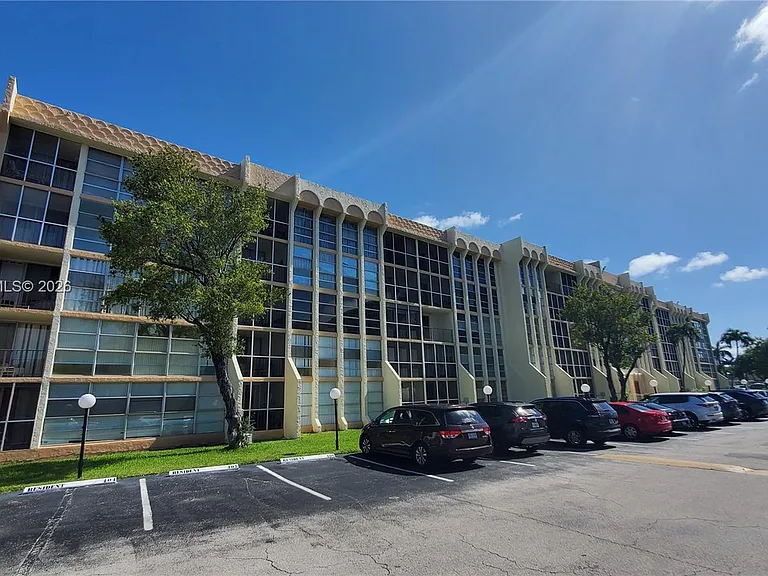 801 Three Islands Blvd #109 — Photo 3