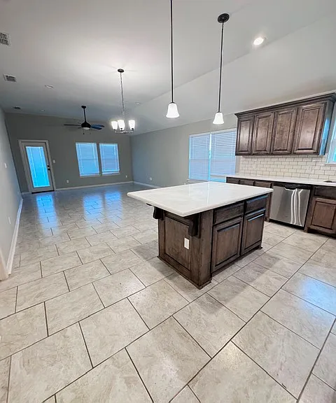 602 S Tecate Dr — Photo 5