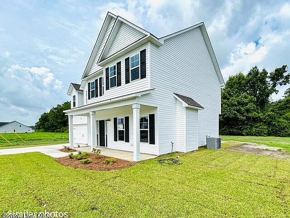 4th image of 124 Woodford Drive
