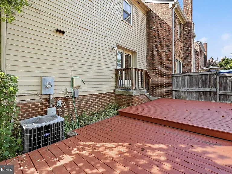 8031 Sleepy View Ln — Photo 42