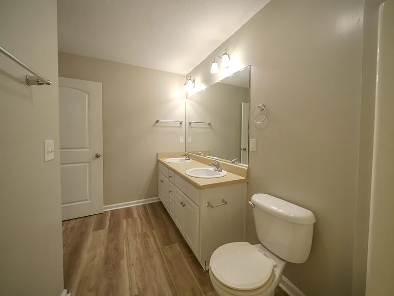 3121 Alexandria Dr — Photo 27