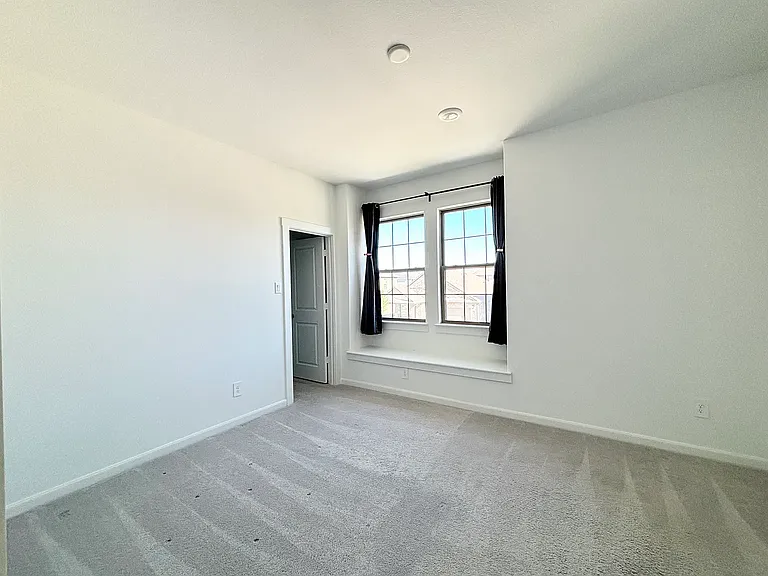 4809 Zilker Ave — Photo 9