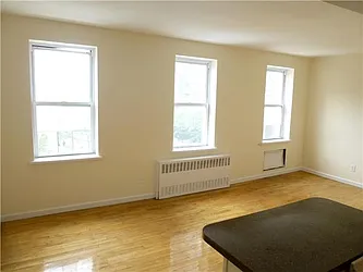 Rented by Siderow Residential Group