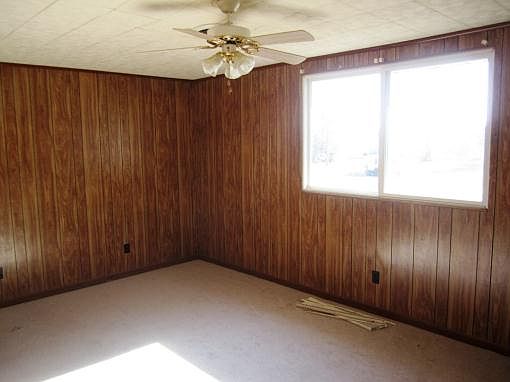 5th image of 1131 Jimmy Wall Ln