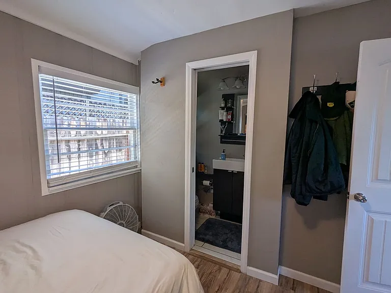5150 1/2 Bayard St #910 — Photo 11