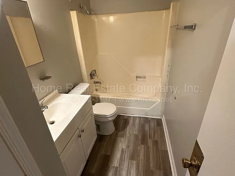 151 Westdale Ave #F — Photo 3