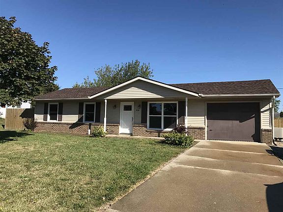2nd image of 512 Creek Dr