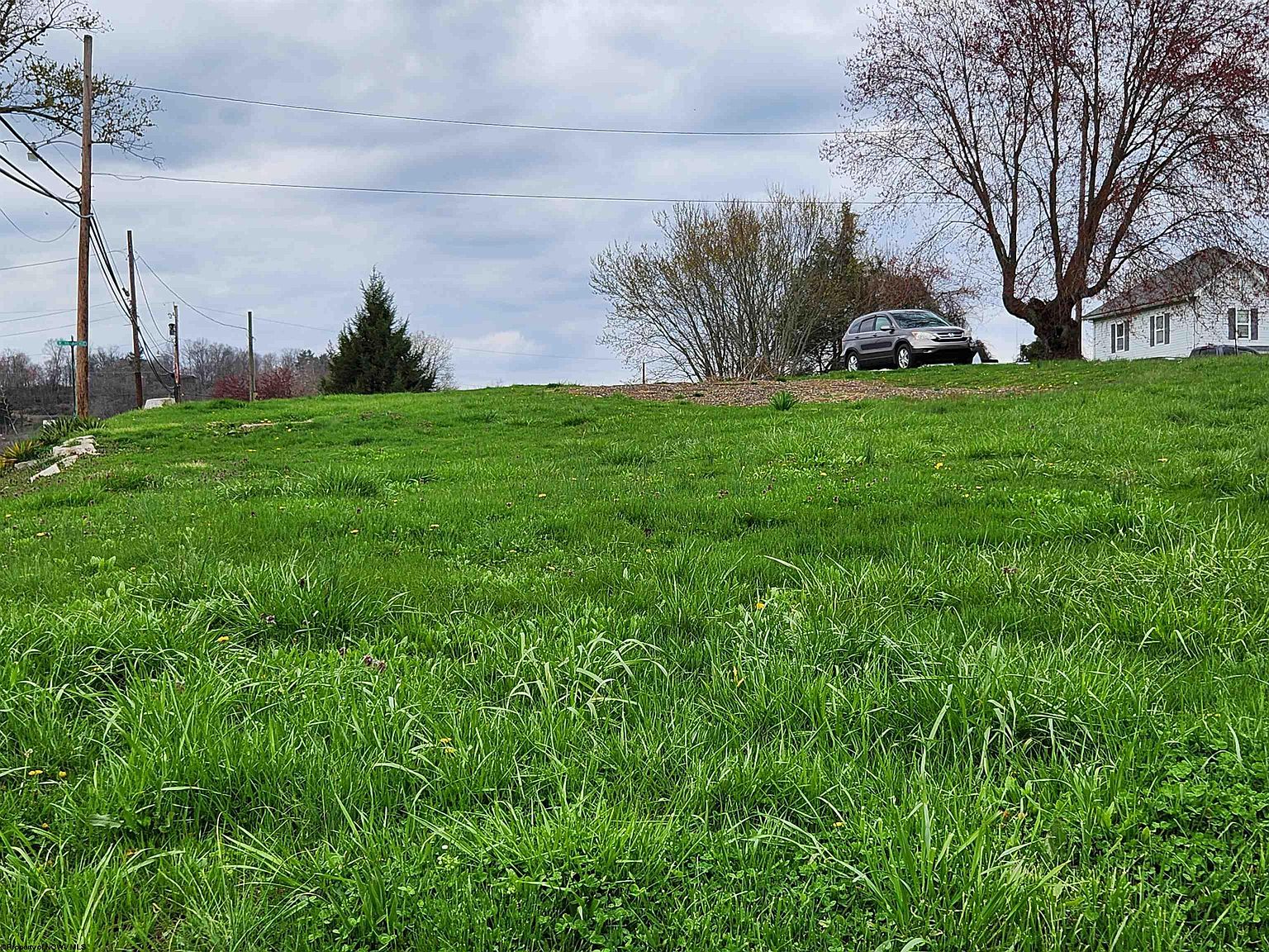302 W Virginia Ave, Nutter Fort, WV 26301 | Zillow