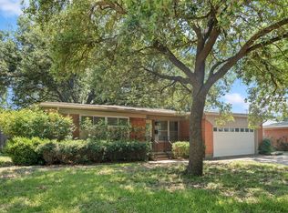 2914 Randy Ln, Farmers Branch, TX 75234