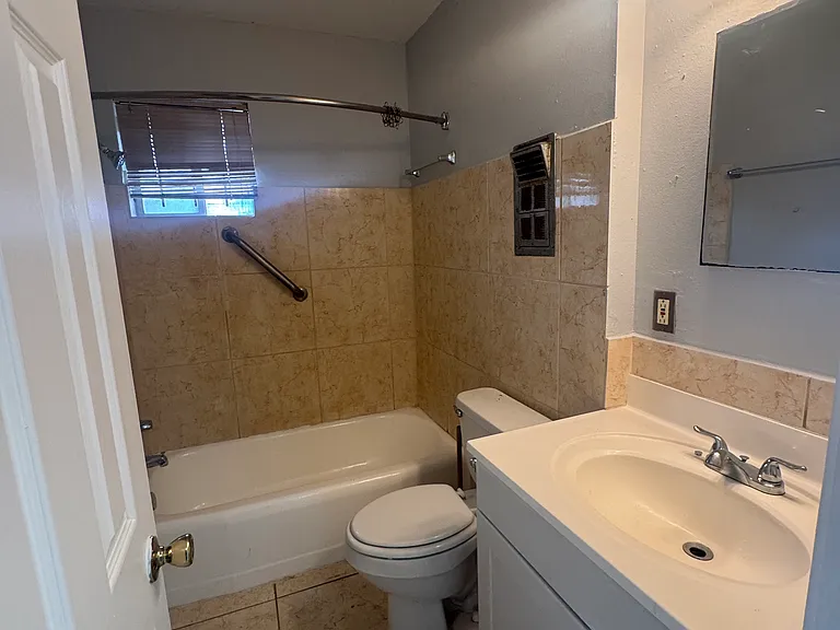 4323 Oakside Dr — Photo 10