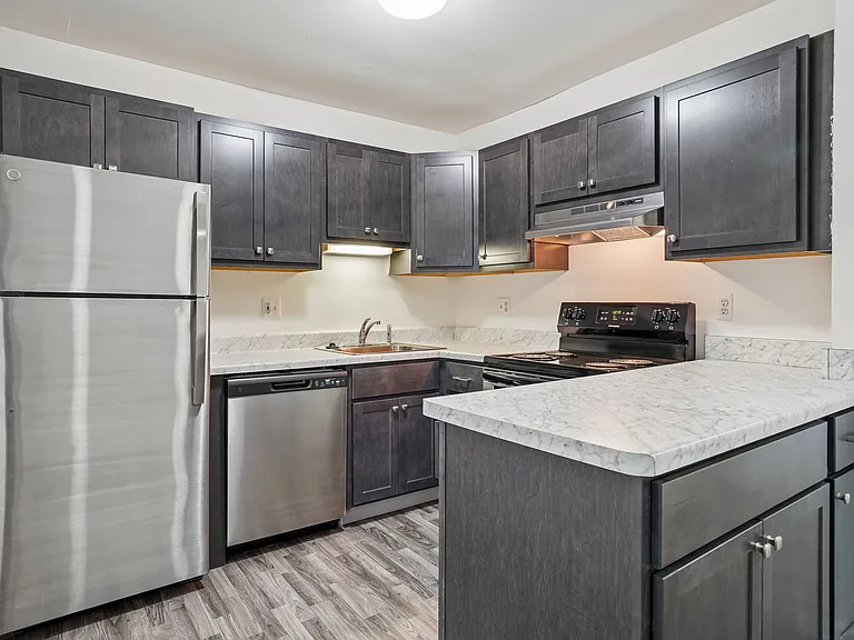 Kimberly Club Apartments — Photo 85