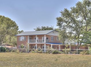 2220 Lakeview Rd SW, Albuquerque, NM 87105