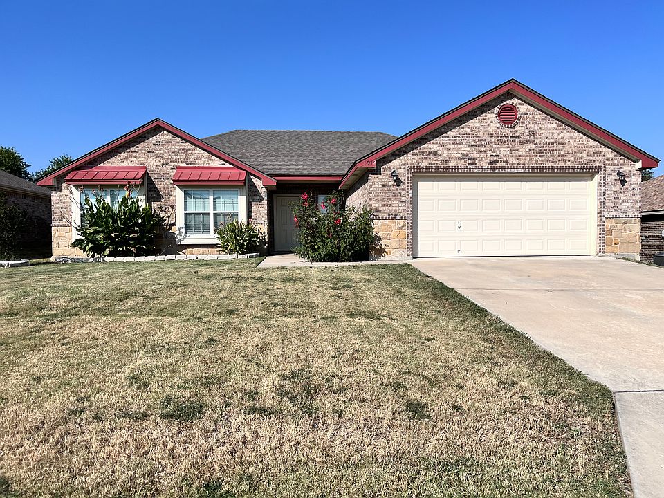 1st image of 1912 Pecan Creek St