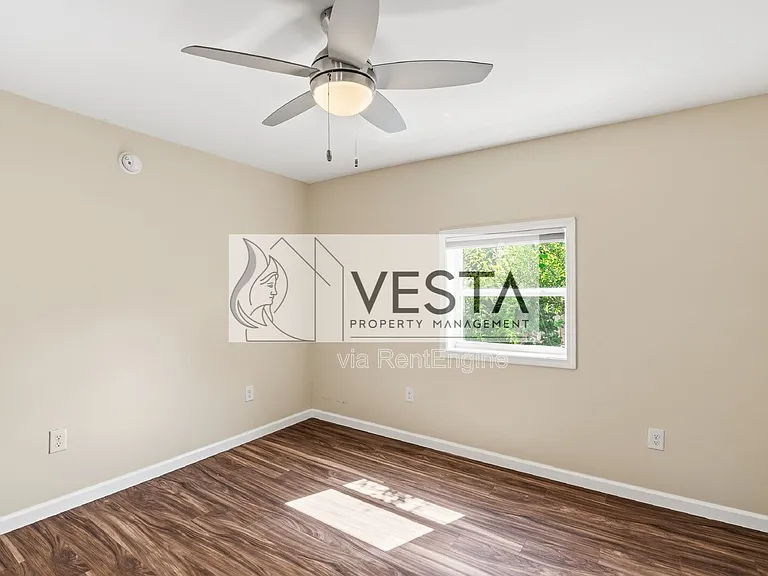 146 Underwood Rd — Photo 14