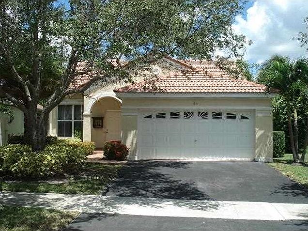 1st image of 861 Sand Creek Cir