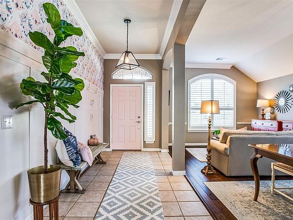 3rd image of 8605 Prescott Cir