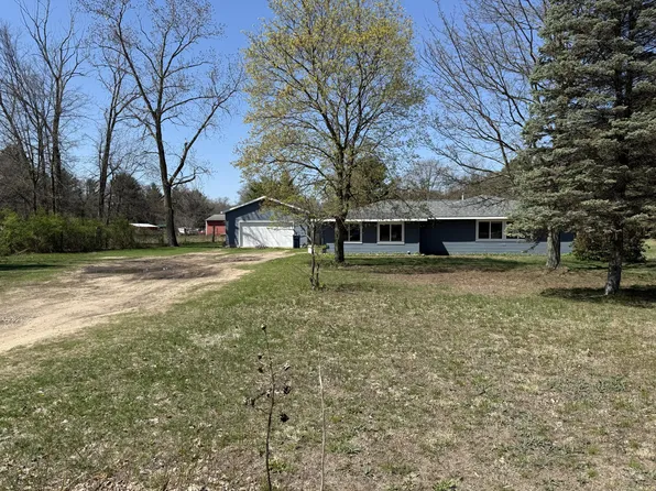 495 S Maple Island Rd, Muskegon, MI 49442