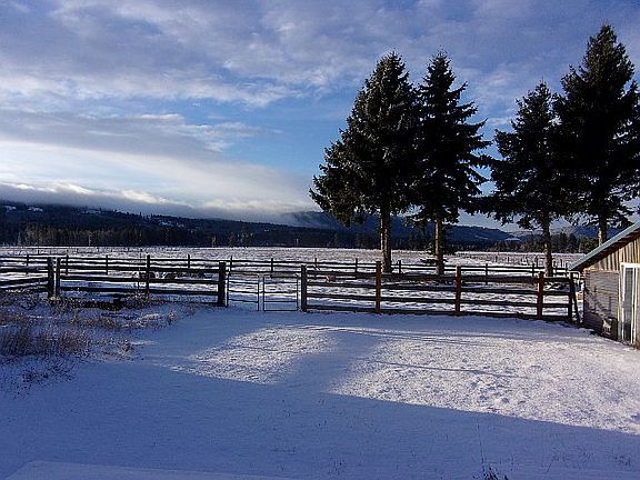 south view w/greenhouse on r