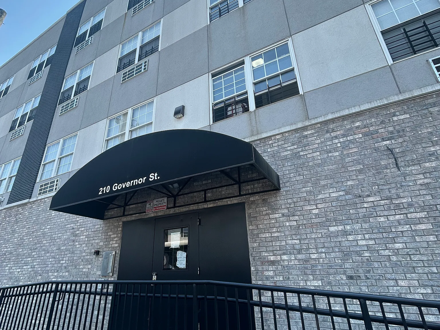 2 bed, $2,045 — Photo 1