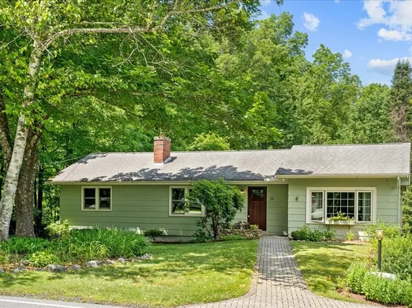 55 Pleasant St, Berlin, MA 01503