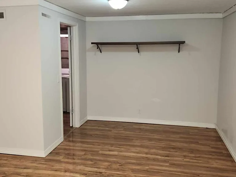 1127 California Ave — Photo 18