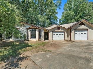 64 Ruby Dr, Woodbury, GA 30293