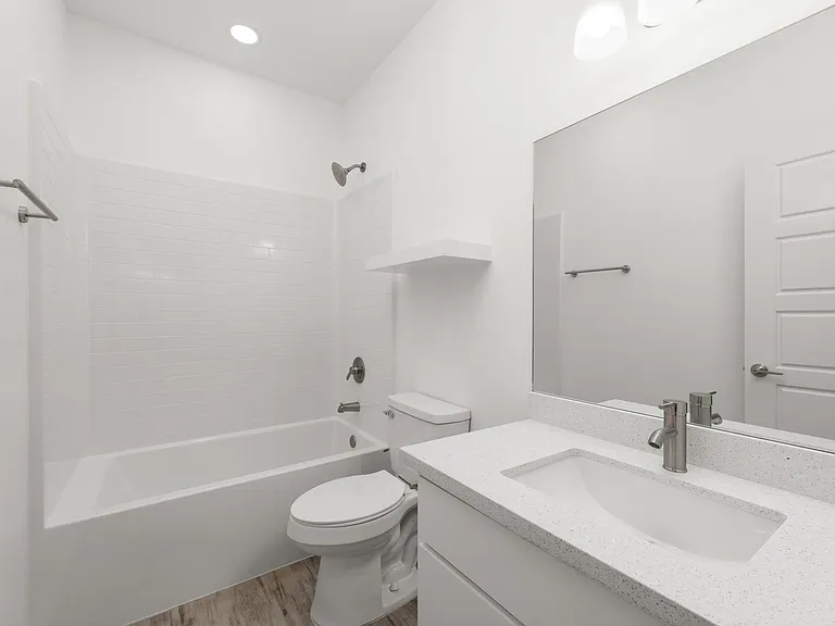 411 Hinojosa Dr — Photo 11