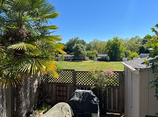 52 Lovejoy Way, Novato, CA