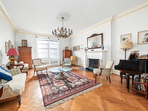 2nd image of 850 Park Ave APT 5A