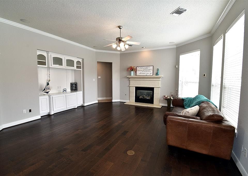 1st image of 7411 Auburn Oak Trl