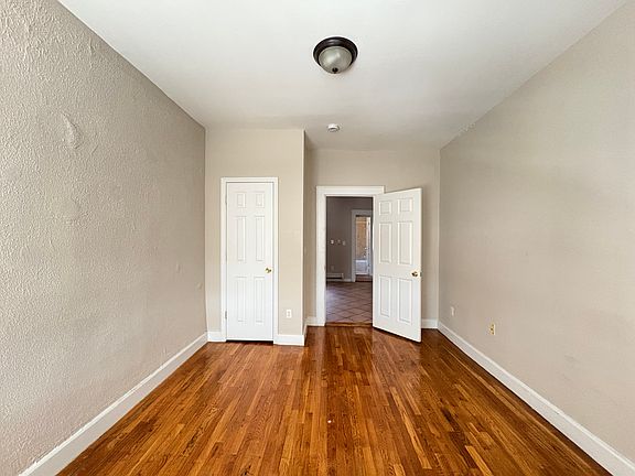4th image of 393 13th Ave #6