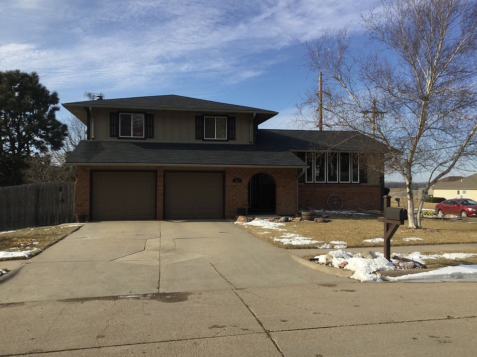 1st image of 947 N 12th St