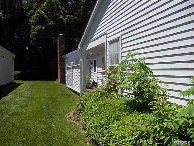 2nd image of 29 Lamont Rd