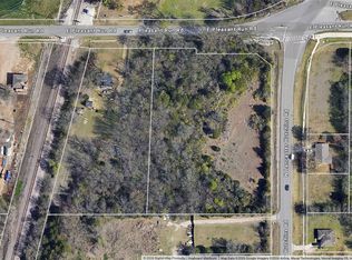 648 E Pleasant Run Rd, Lancaster, TX 75146