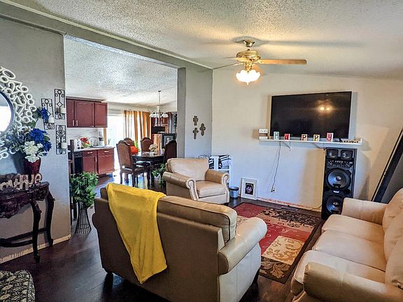 4th image of 2331 Norwood Ave