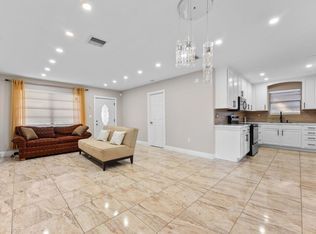 336 Ponte Vedra Rd, Palm Springs, FL 33461