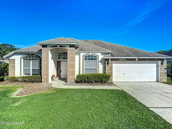 3rd image of 1378 S Wembley Cir