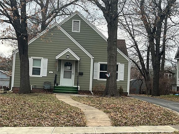 2nd image of 313 N Campbell St