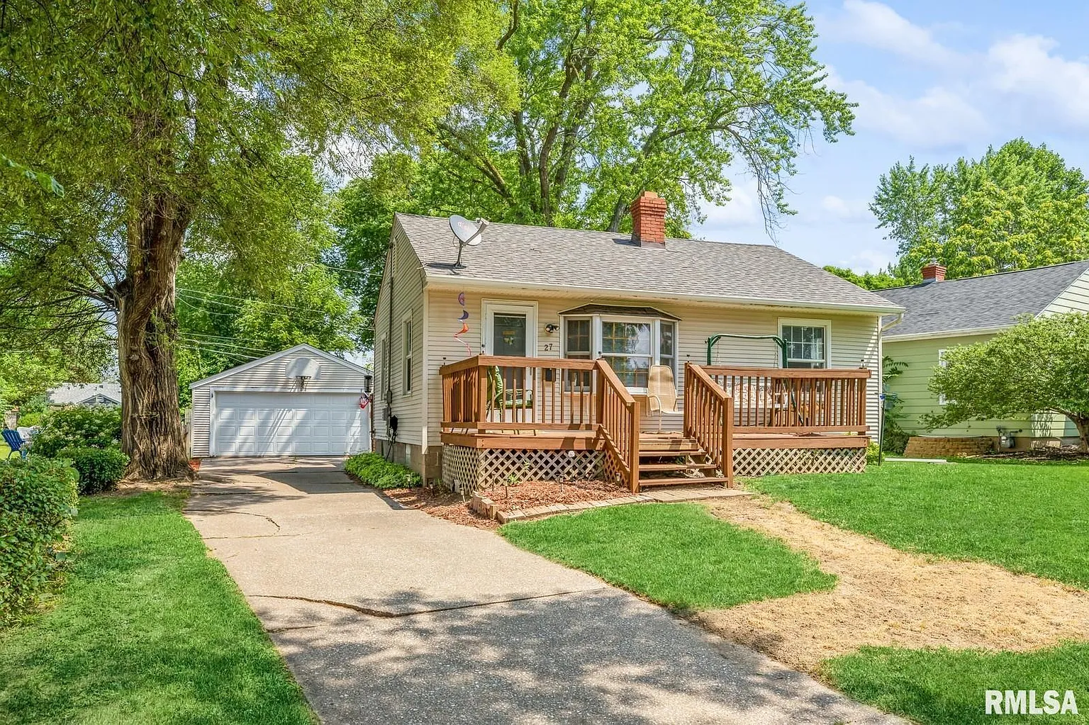 27 Berkshire Dr photo 1