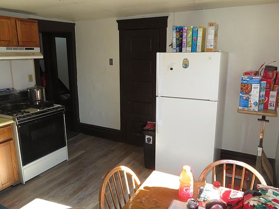 2nd image of 424 Kirn Ave #2
