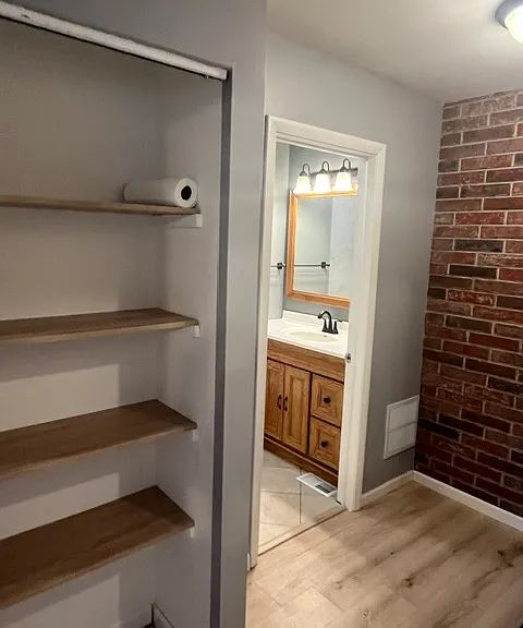 761 Harms Ct — Photo 10