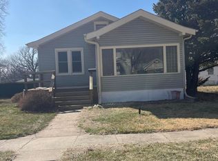 402 E Clarinda Ave, Shenandoah, IA 51601