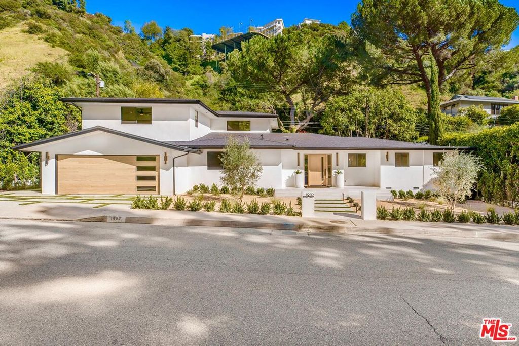 1902 Roscomare Rd, Los Angeles, CA, Los Angeles