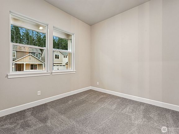 3rd image of 5931 Thornhill Avenue SW #292