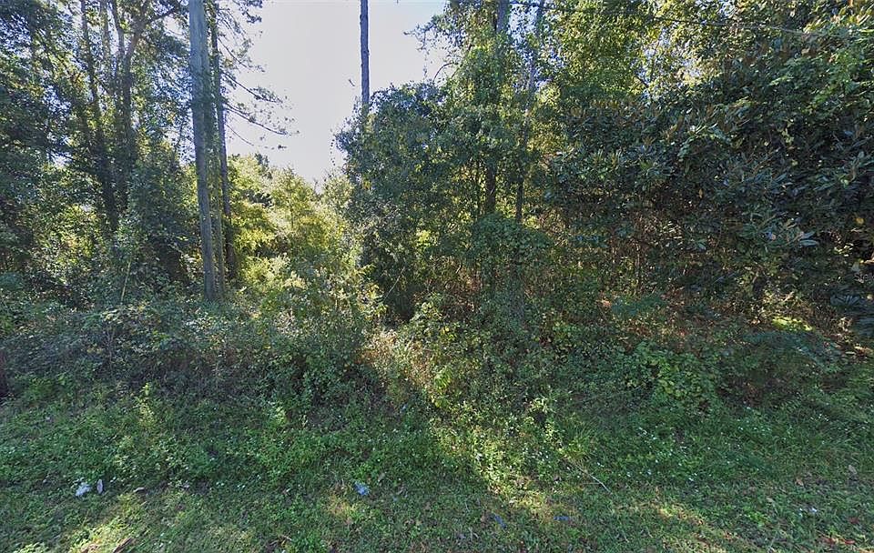 2nd image of NE 133RD WAY