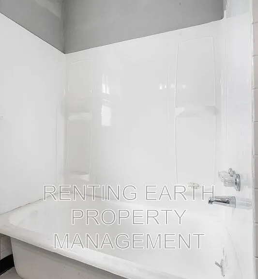 3868 Meramec St #2F — Photo 16