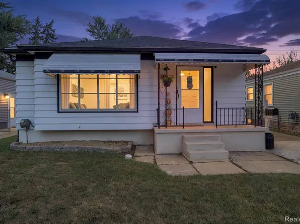 24684 Lambrecht Ave, Eastpointe, MI 48021